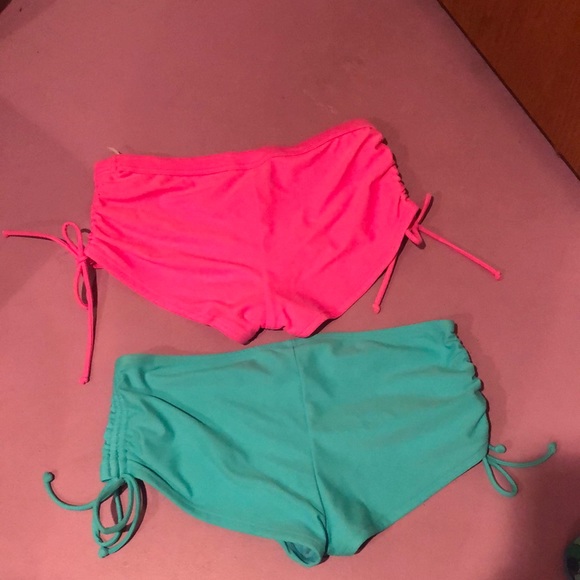 SOLD❗️❗️❗️ Pink and Teal Swimsuit bottoms - Picture 2 of 2